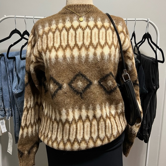 Beautiful pattern wool sweater - Picture 1 of 9
